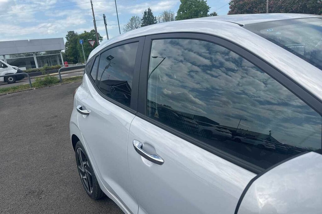 Hyundai I10 1.0 Advance Plus Pack Red #12