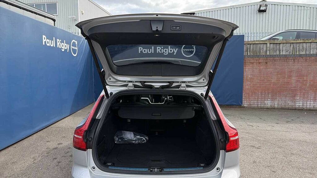 Volvo V60 2.0 B3 Mhev Plus Dct Euro 6 Ss  #13