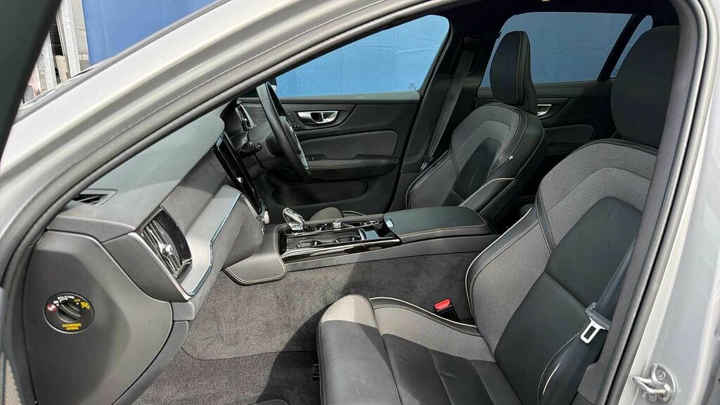 Volvo V60 2.0 B3 Mhev Plus Dct Euro 6 Ss  #43