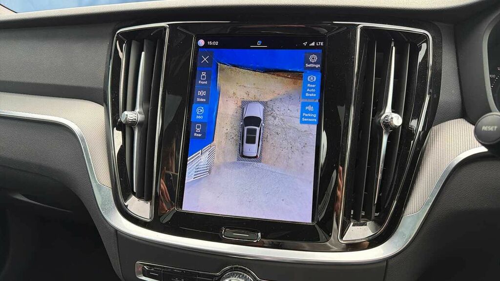 Volvo V60 2.0 B3 Mhev Plus Dct Euro 6 Ss  #30
