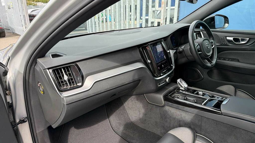 Volvo V60 2.0 B3 Mhev Plus Dct Euro 6 Ss  #42