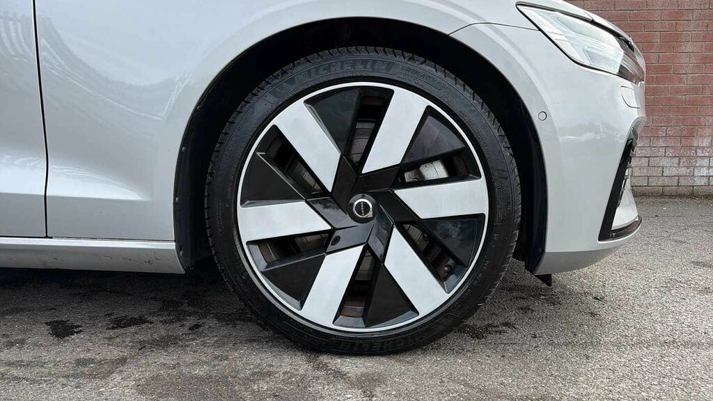 Volvo V60 2.0 B3 Mhev Plus Dct Euro 6 Ss  #9