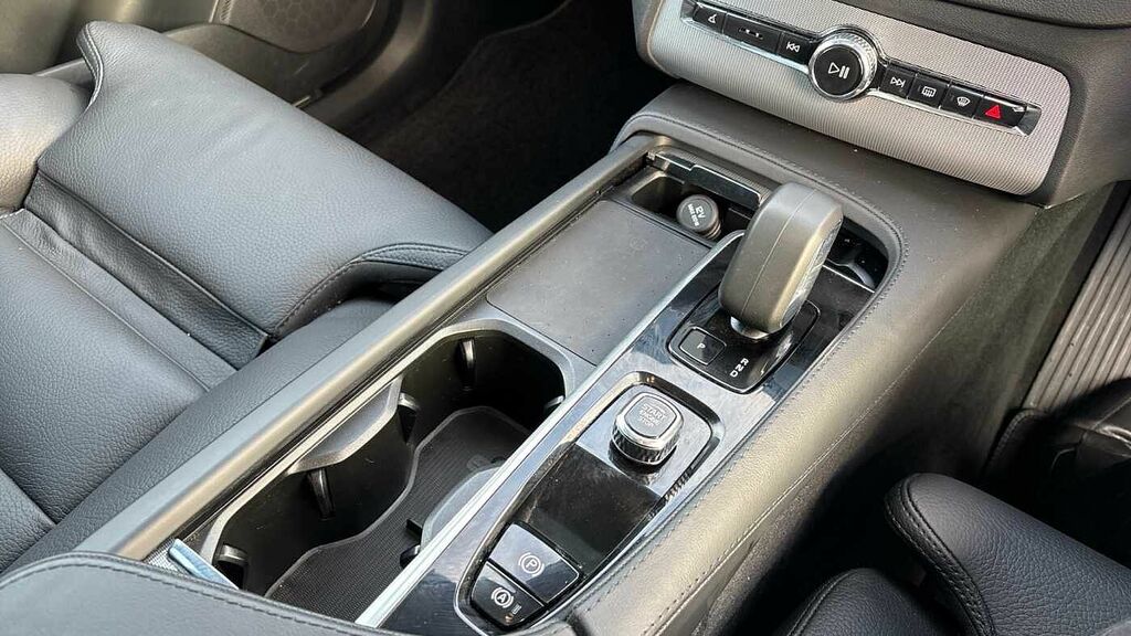 Volvo XC90 B5 Plus Awd Blue #22
