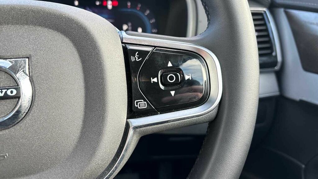 Volvo XC90 B5 Plus Awd Blue #24