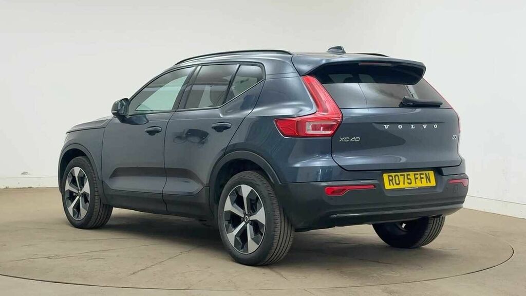 Volvo XC40 Plus, B3 Mild Hybrid, Dark Blue #5