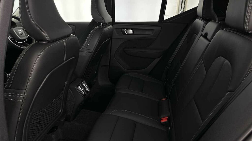 Volvo XC40 B4 P Plus Dark Green #13