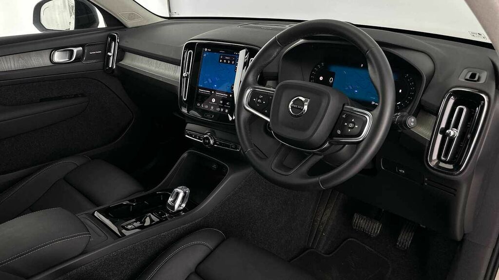 Volvo XC40 B4 P Plus Dark Green #9