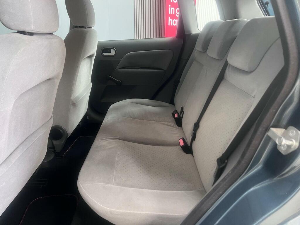 Ford Fiesta Hatchback 1.3 Lx 200303 Red #25