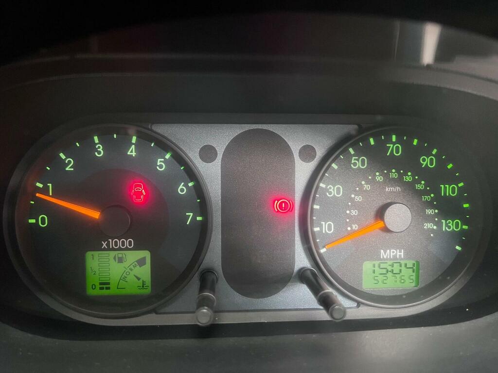 Ford Fiesta Hatchback 1.3 Lx 200303 Red #21