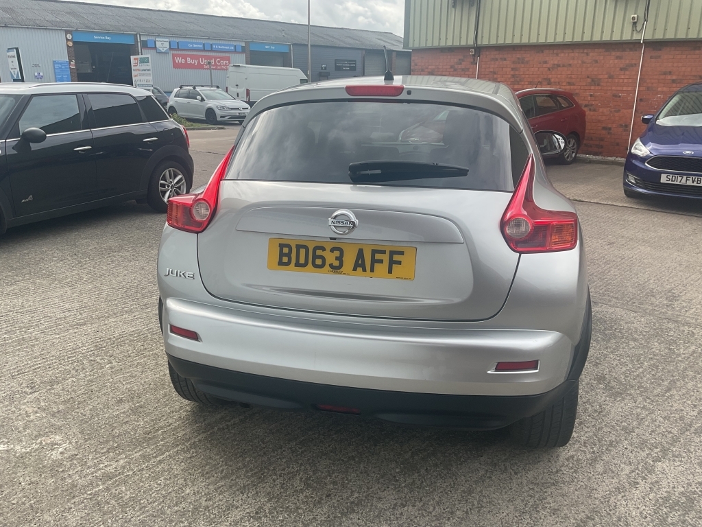 Nissan Juke Hatchback 1.6 N-tec Silver #4