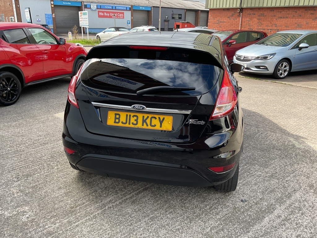 Ford Fiesta Hatchback 1.2 Zetec Black #4