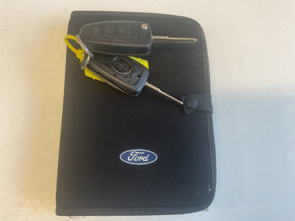 Ford Grand C-Max 1.5 Tdci Titanium Grey #30