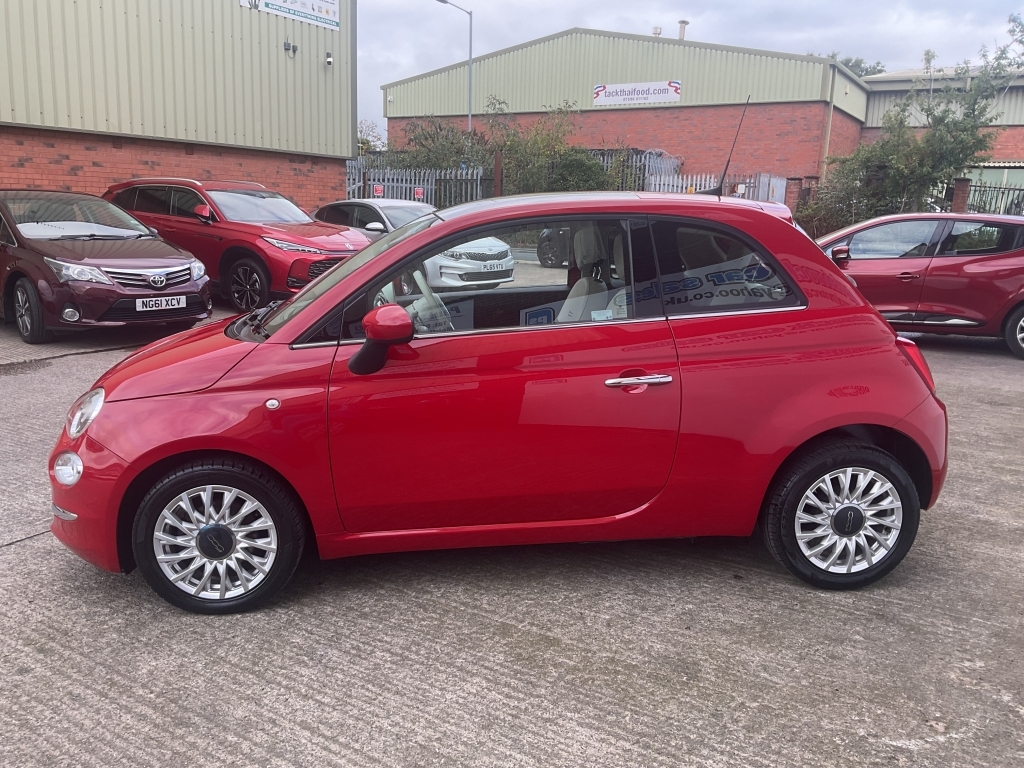 Fiat 500 Hatchback 1.2 Lounge Red #4