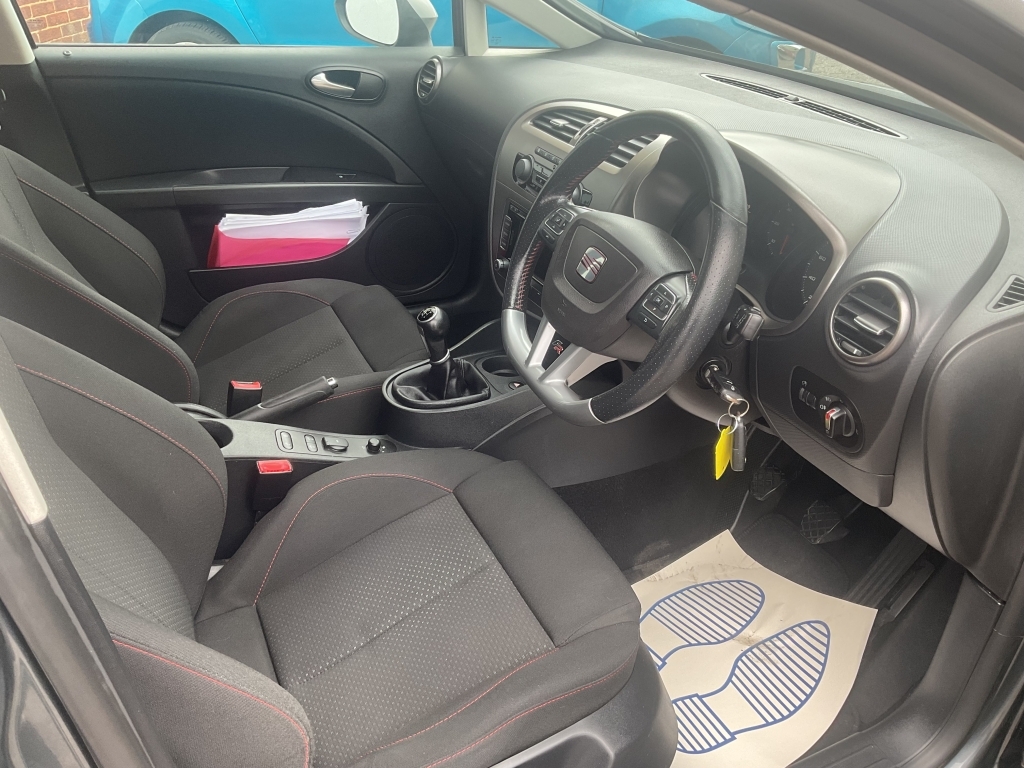 Seat Leon 1.6 Cr Tdi Ecomotive Se Copa 103 Bhp Silver #7
