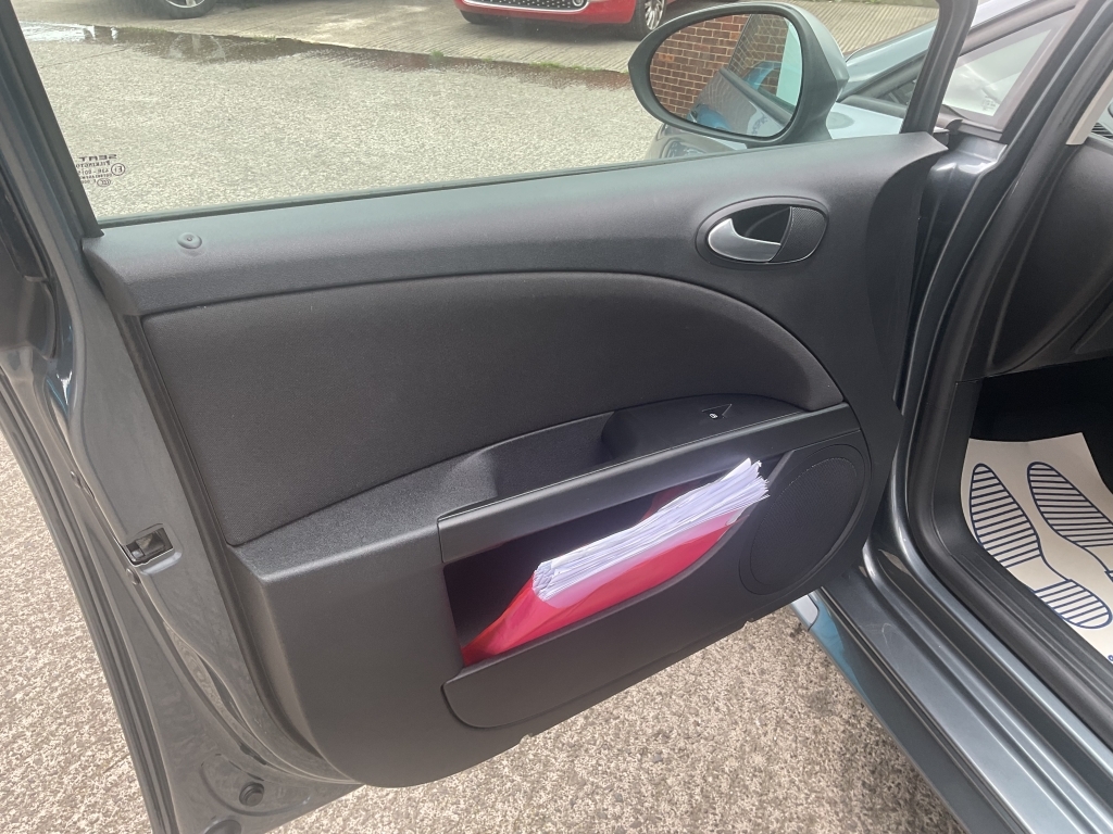 Seat Leon 1.6 Cr Tdi Ecomotive Se Copa 103 Bhp Silver #24
