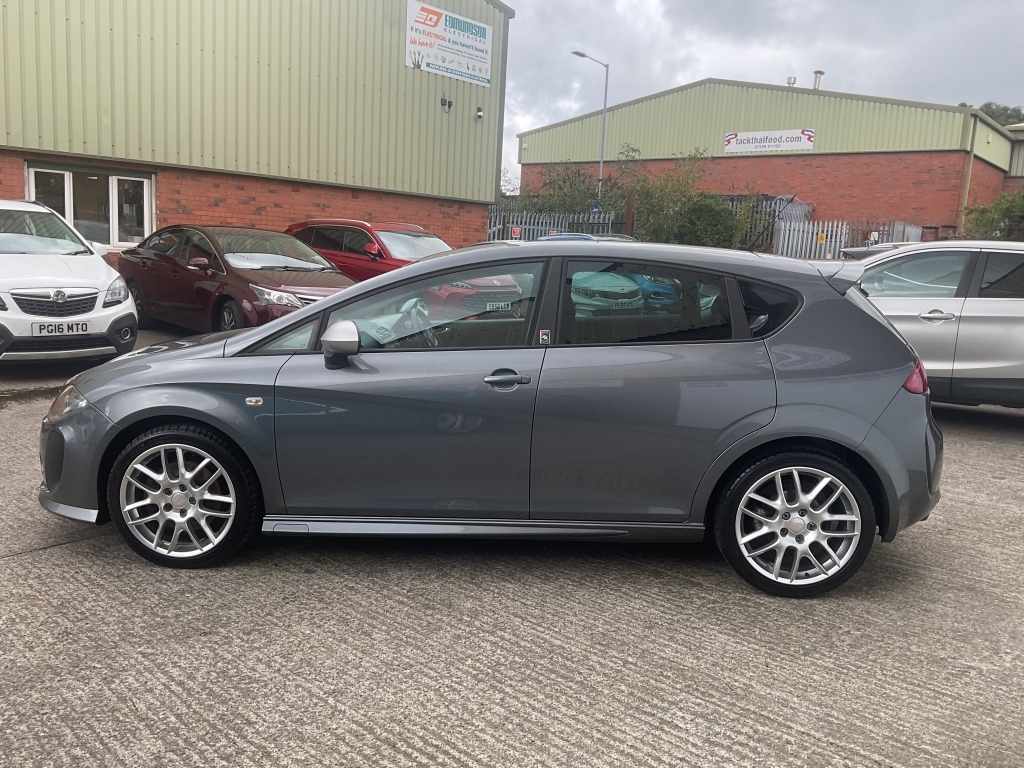 Seat Leon Hatchback 2.0 Supercopa Fr Plus Cr Tdi Grey #4