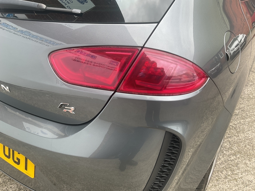 Seat Leon 1.6 Cr Tdi Ecomotive Se Copa 103 Bhp Silver #27