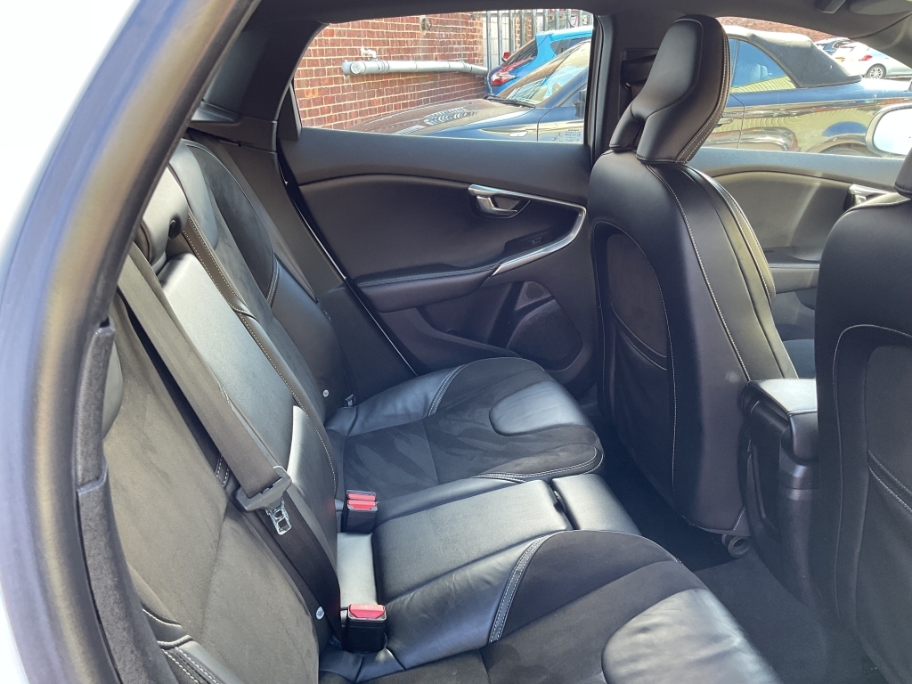 Volvo V40 1.6 D2 Es Euro 5 Ss Brown #19