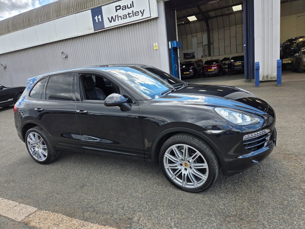 Porsche Cayenne 245 Tiptronic S GF62UVN Black #4