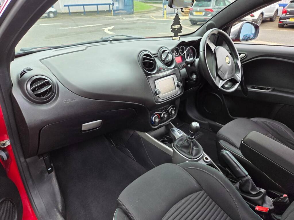 Alfa Romeo MiTo Hatchback 1.3 Jtdm-2 Distinctive Euro 5 Ss White #13