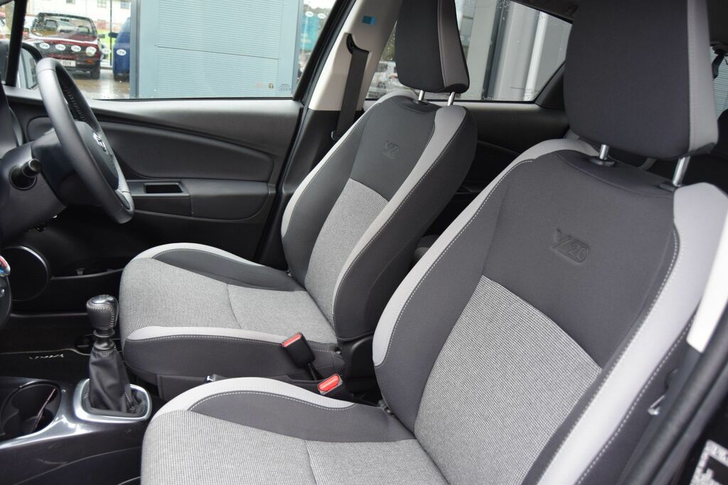 Toyota Yaris Excel Black #13