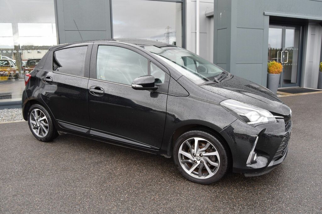 Toyota Yaris 1.5 Vvt-i Y20 Bi-tone Hatchback Black #3