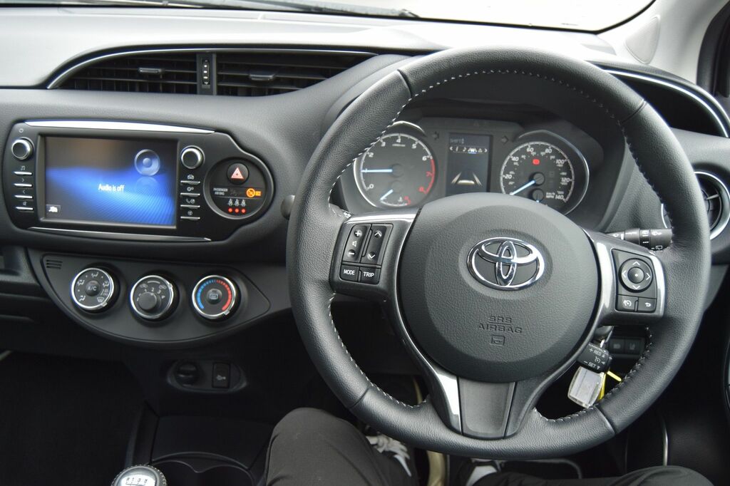 Toyota Yaris Excel Black #14