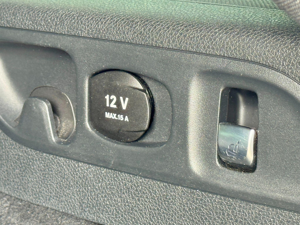 Mercedes-Benz E Class E 350 E Se 4-Door Blue #29