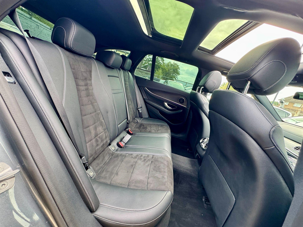 Mercedes-Benz E Class E 350 E Se 4-Door Blue #25