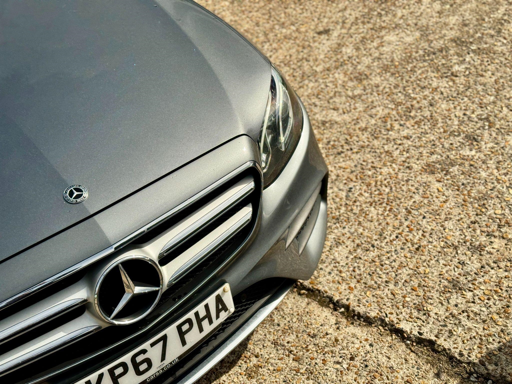 Mercedes-Benz E Class 2.0 E220d Amg Line Black #60