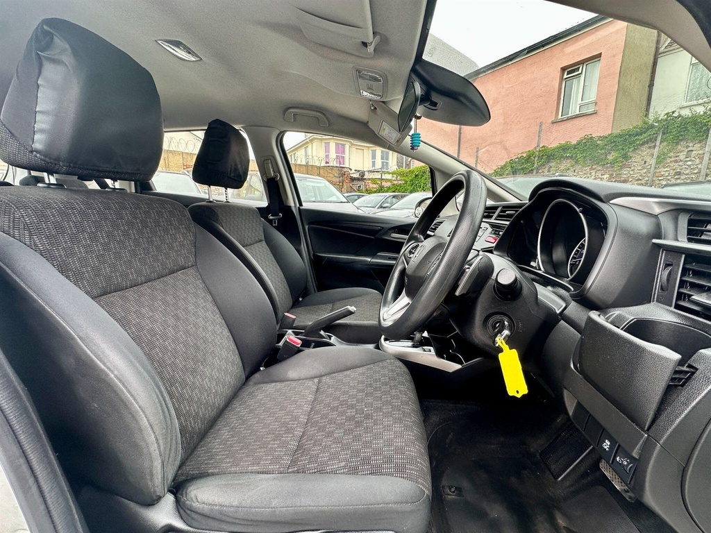 Honda Jazz Hatchback 1.3 I-vtec Se 2017 Silver #11