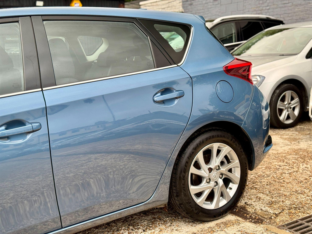 Toyota Auris 1.8 Vvt-h Business Edition Cvt Euro 6 Ss  #4