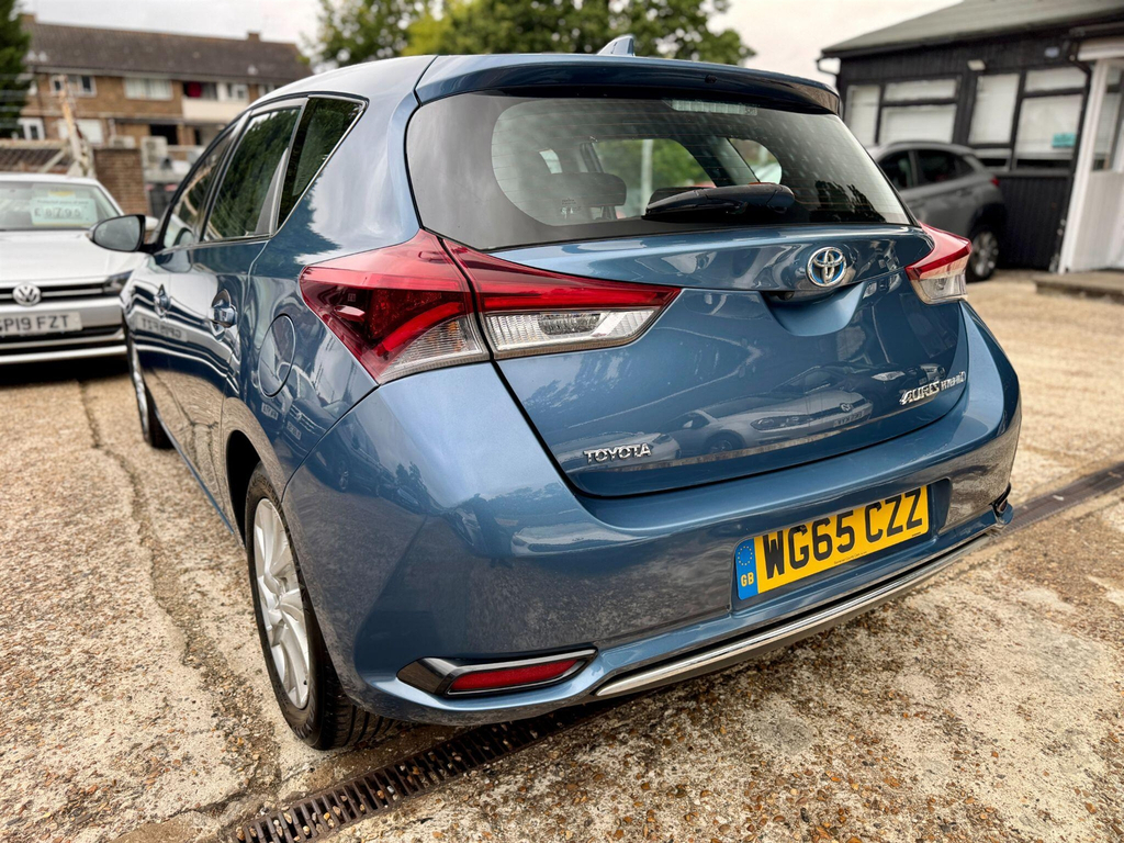 Toyota Auris 1.8 Vvt-h Business Edition Cvt Euro 6 Ss  #3