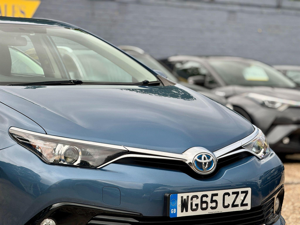 Toyota Auris 1.8 Vvt-h Business Edition Cvt Euro 6 Ss  #2