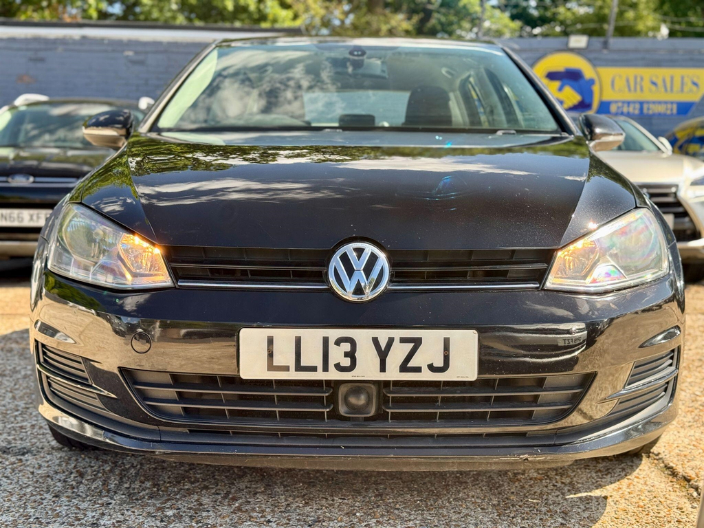 Volkswagen Golf Hatchback White #2