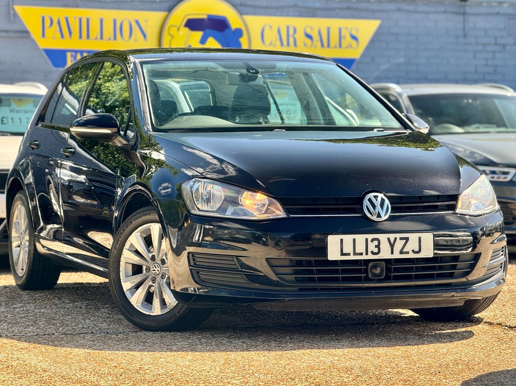 Volkswagen Golf Hatchback White #1