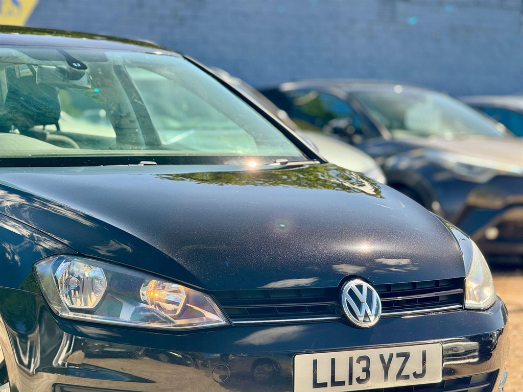 Volkswagen Golf Hatchback White #59