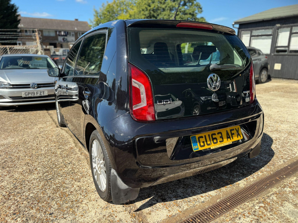 Volkswagen Up 1.0 Bluemotion Tech High Euro 5 Ss Black #4