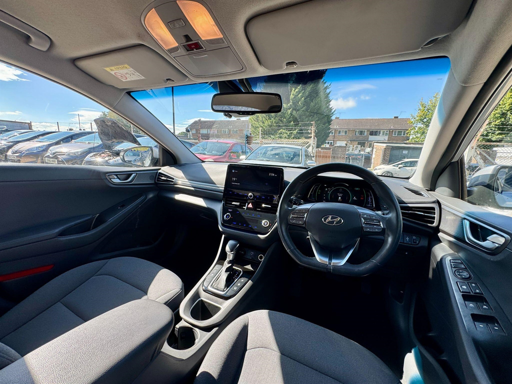 Hyundai Ioniq Premium Hatchback Grey #15
