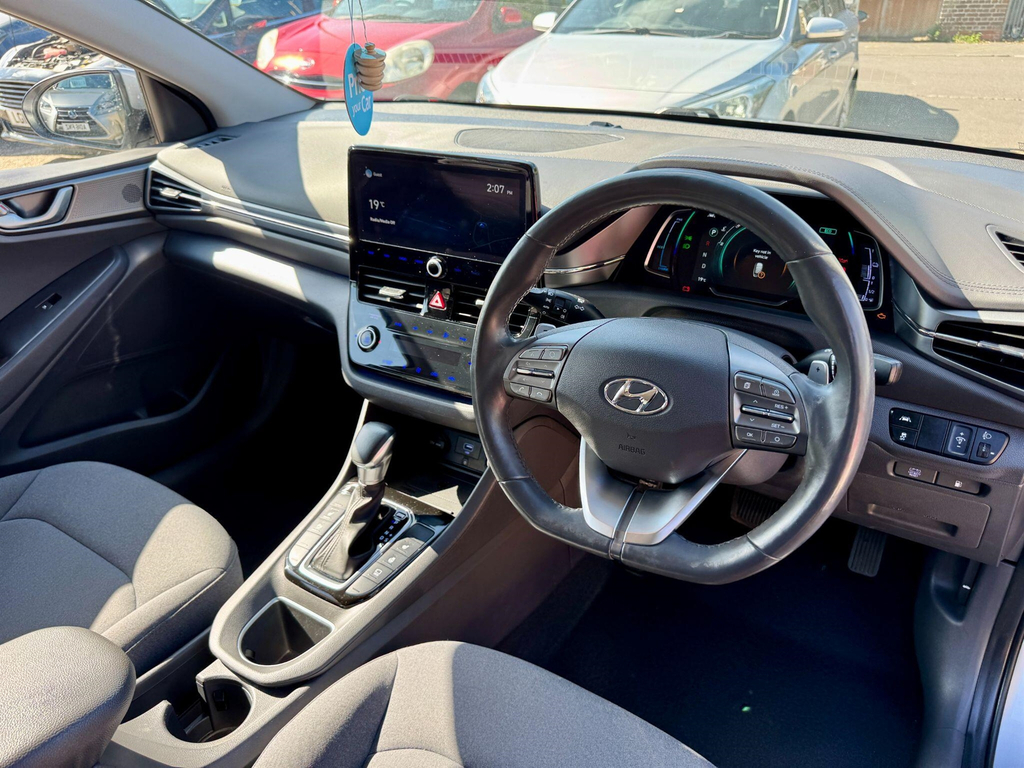 Hyundai Ioniq Premium Hatchback Grey #20