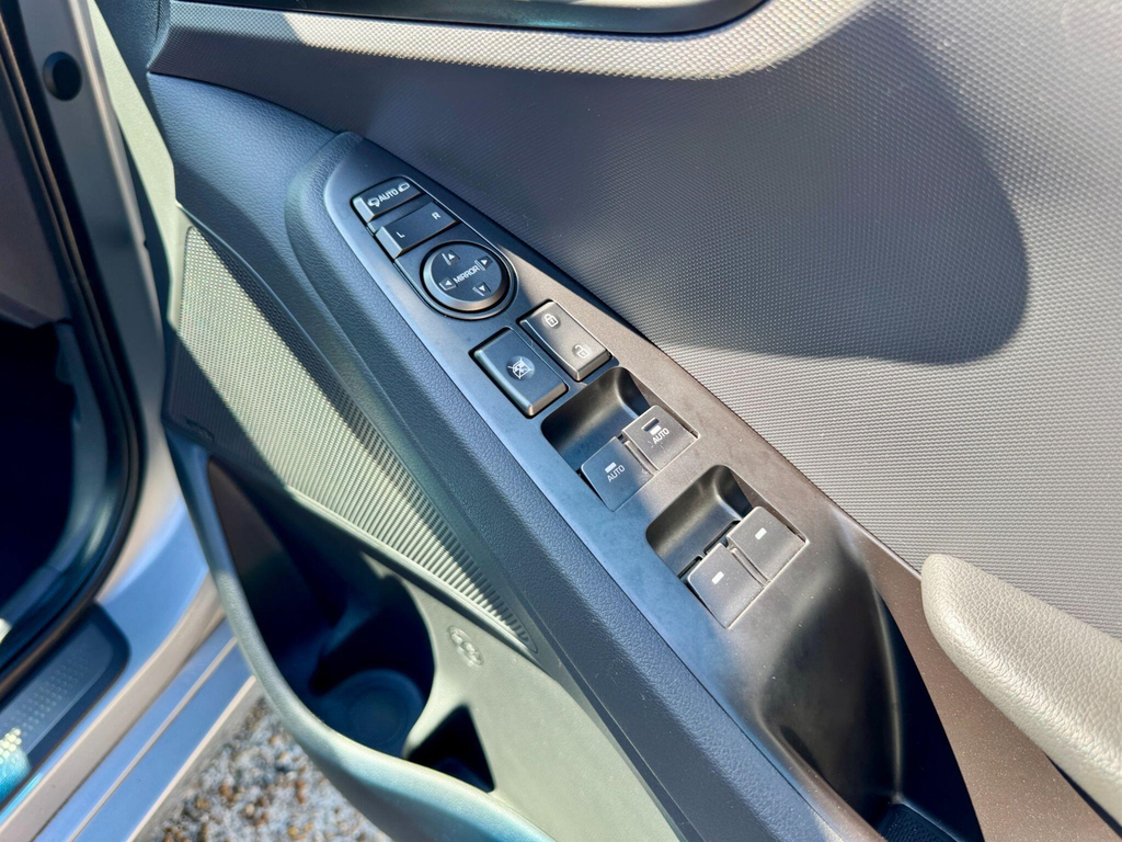 Hyundai Ioniq Premium Hatchback Grey #32