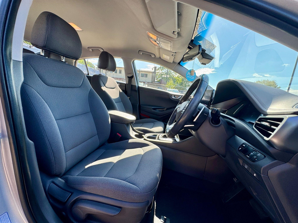 Hyundai Ioniq Premium Hatchback Grey #21