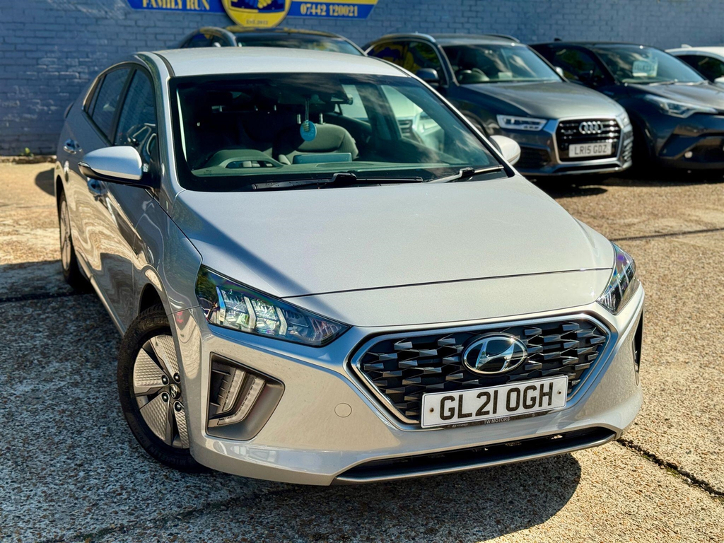 Hyundai Ioniq Premium Hatchback Grey #8