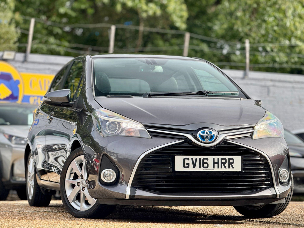 Toyota Yaris 1.5 Vvt-h Excel E-cvt Euro 6 15In Alloy Grey #5