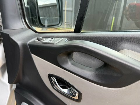 Renault Trafic 2.0 Trafic Sl30 Grey #44