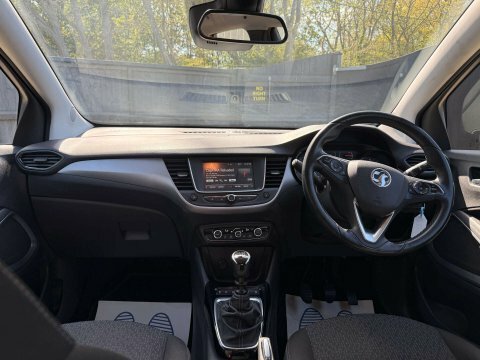 Vauxhall Crossland X X Orange #32