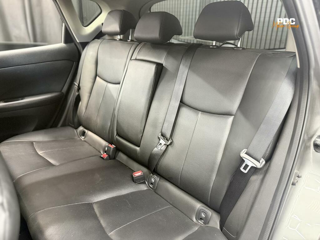Nissan Pulsar Silver #48