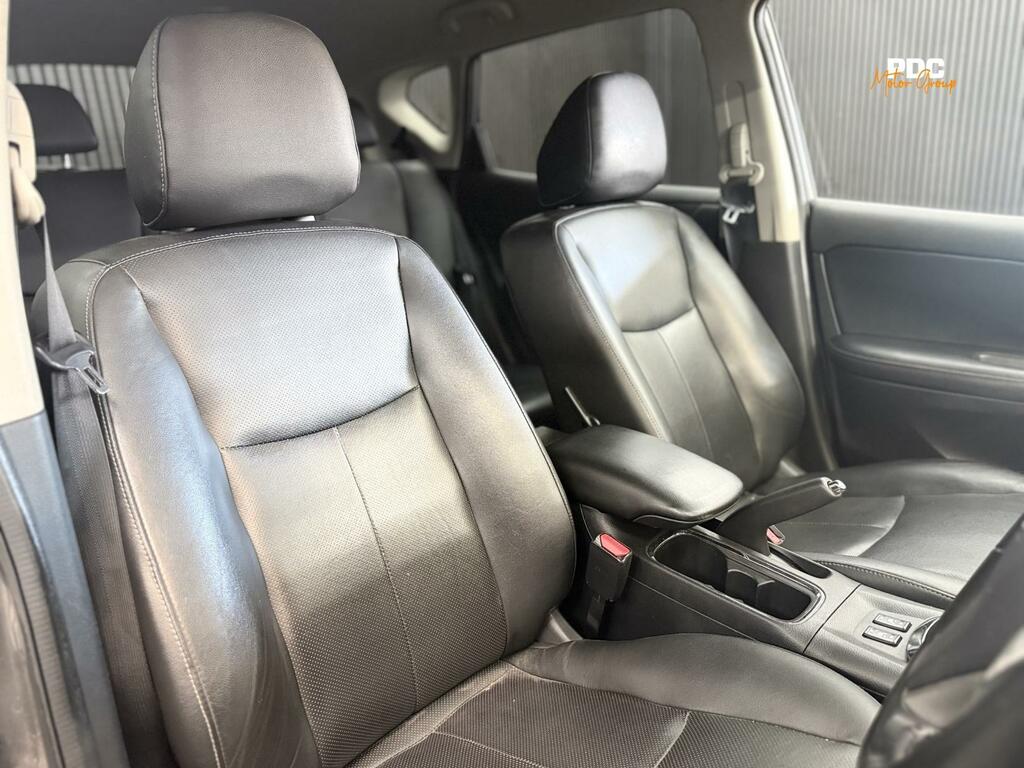 Nissan Pulsar Silver #57