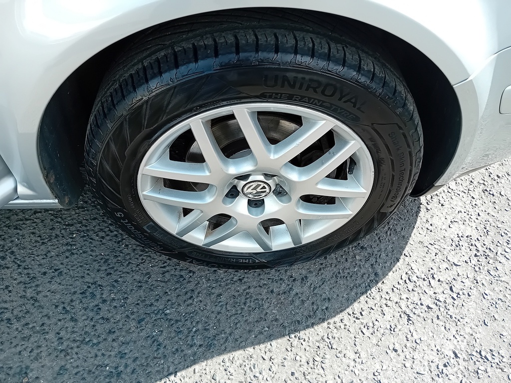 Volkswagen Golf 1.9 Tdi Se Red #17