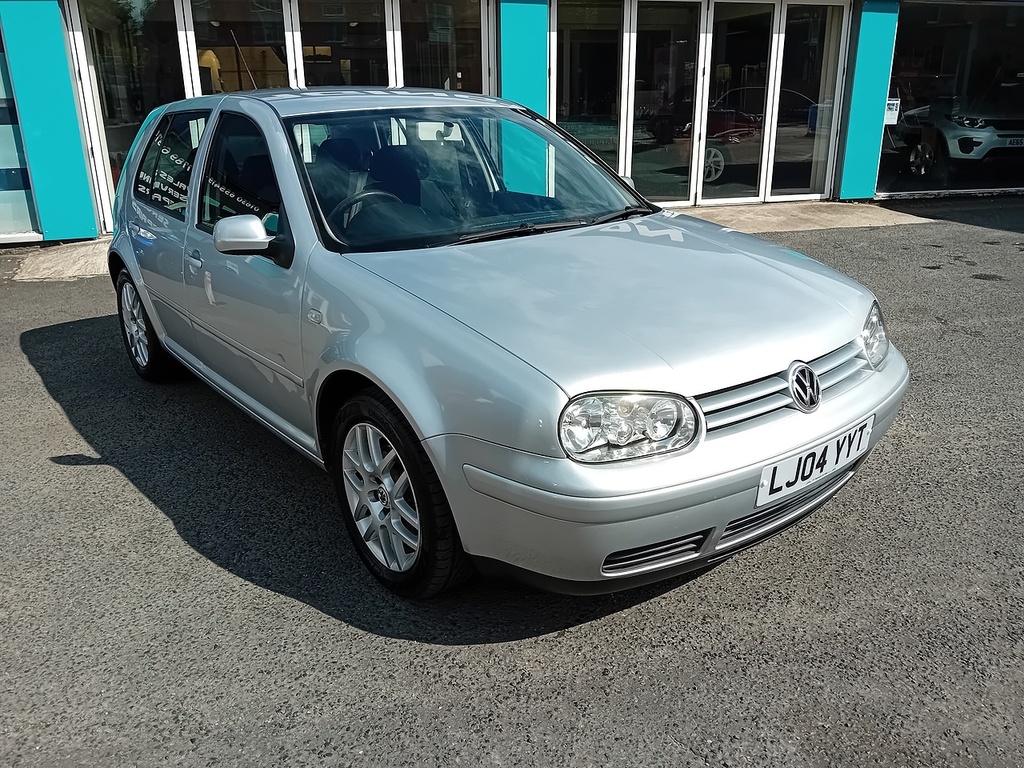 Volkswagen Golf 1.9 Tdi Se Red #1